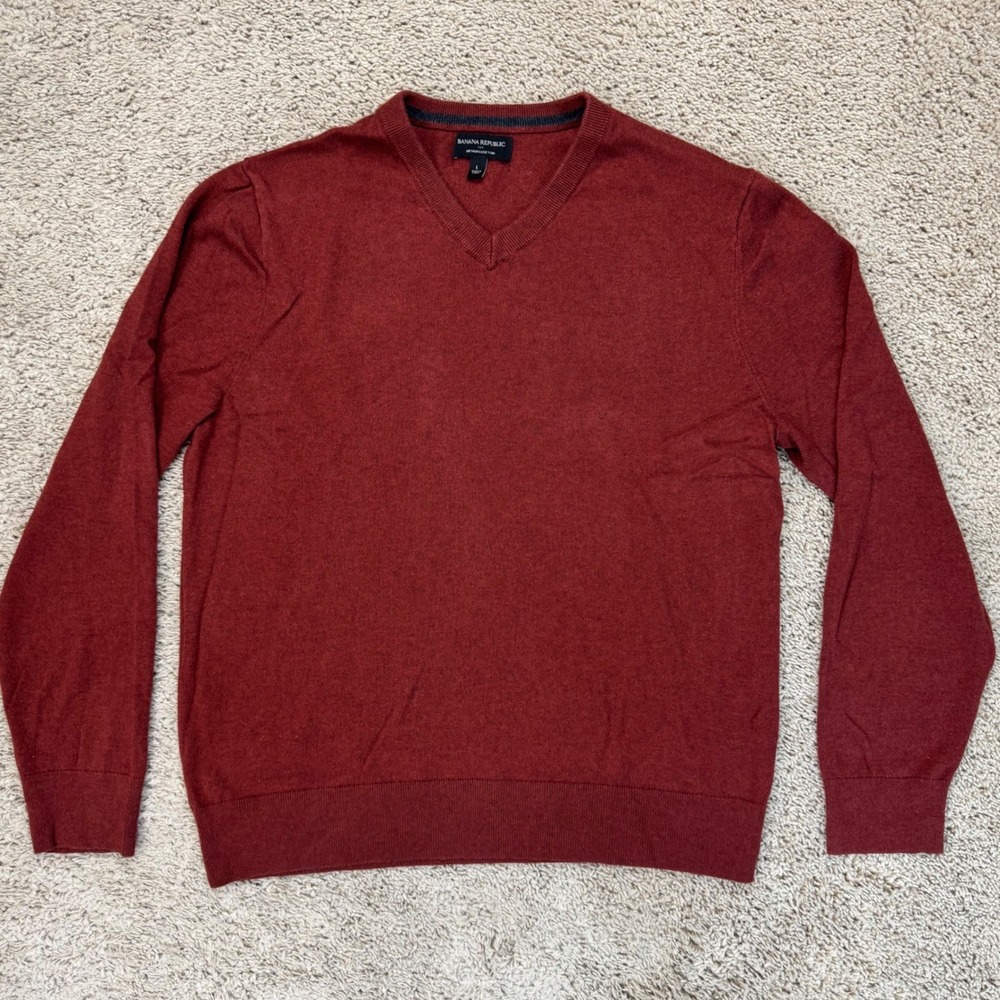 Banana Republic Sweater Men's Size‎ L Premium Luxe Yarn Burgundy Red V-Neck Top